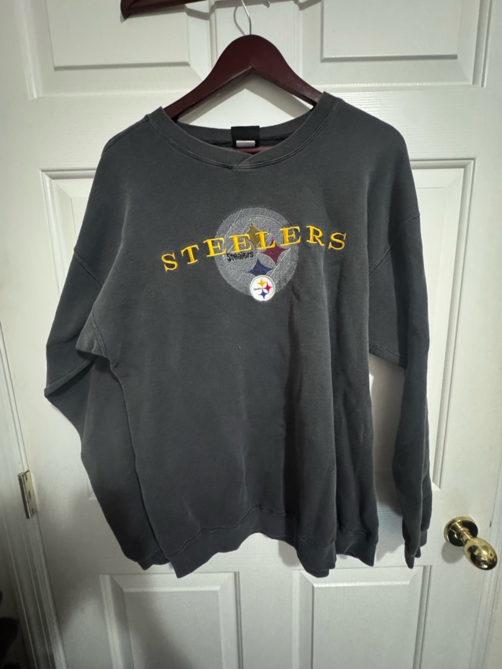 STARTER Black Steelers Crewneck Sweatshirt with Yellow Logo